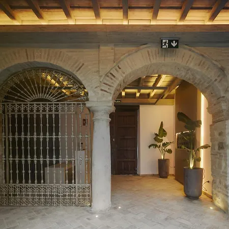 Апартаменти Patios Del Panuelo