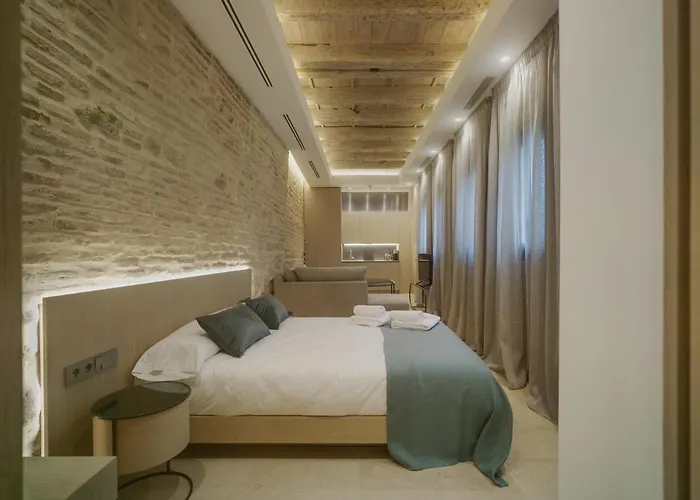 Patios Del Panuelo *