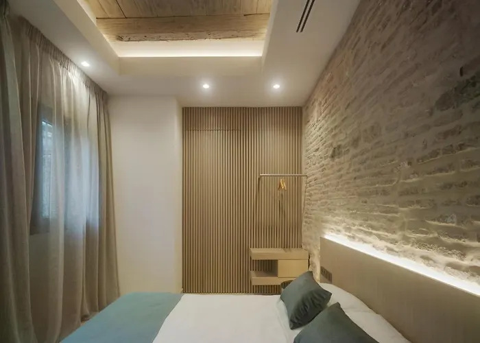 Апартаменти Patios Del Panuelo