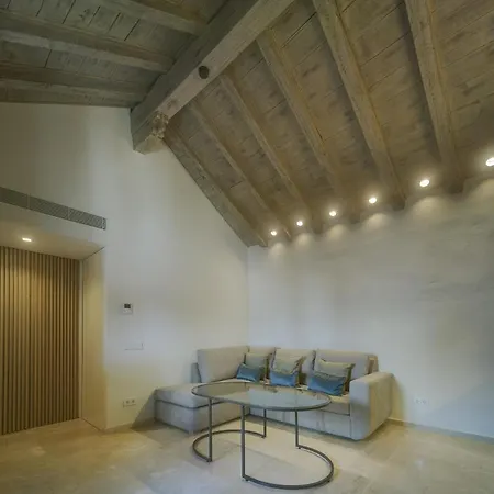 Patios Del Panuelo Apartment