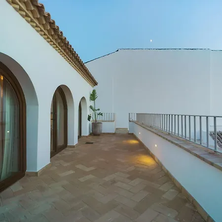 Patios Del Panuelo Διαμέρισμα *