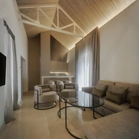Patios Del Panuelo